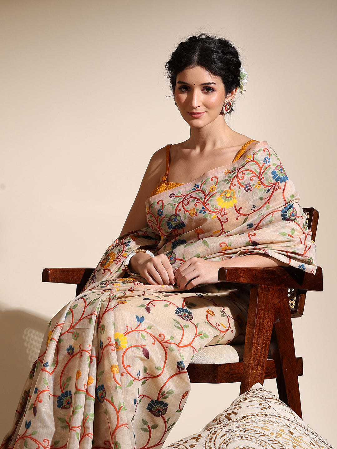 Beige Muslin Jamdani Saree