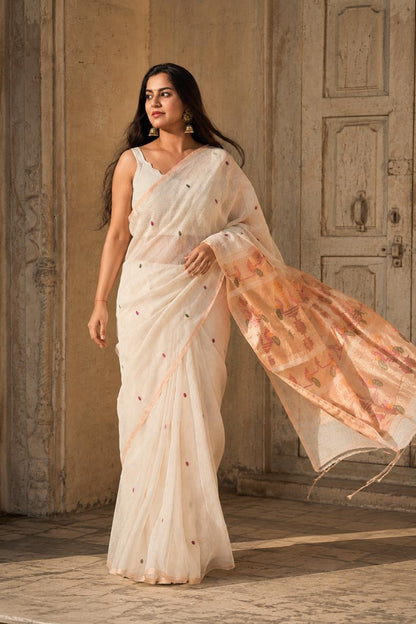 Matka muslin white saree with golden paithani pallu